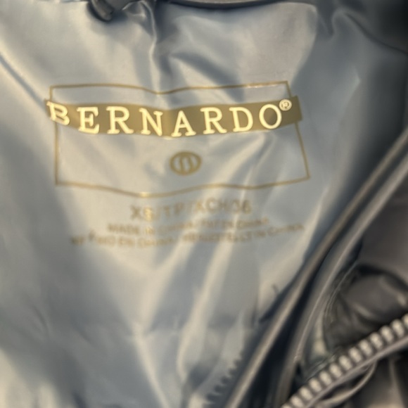 Bernardo XS light puffer coat blue-ish purple; packable - Picture 3 of 8